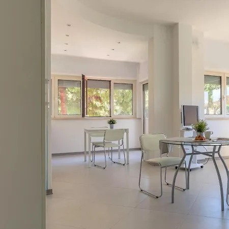 Beautiful Apartment In Giulianova Next To The Sea Appartement